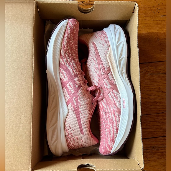 ASICS Dynablast 2 running shoes size 9.5 - Picture 1 of 5